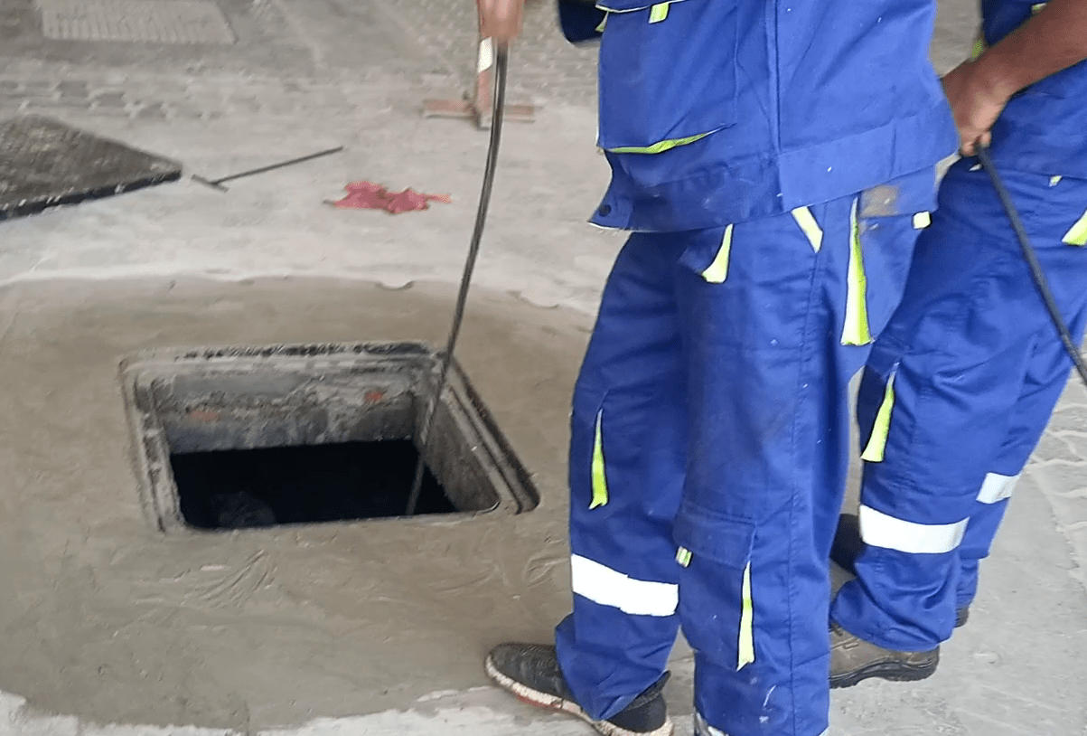 Drainage Cleaning Experts! Say Goodbye to Clogged Drain all UAE